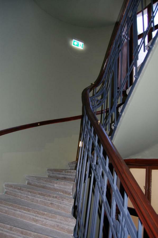 Apollo Hotel Вена Экстерьер фото