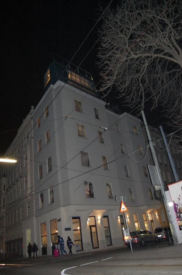 Apollo Hotel Вена Экстерьер фото